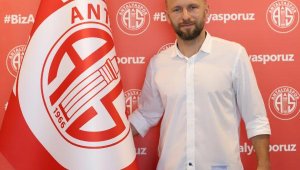 Antalyaspor, Süper Lig'in en yaşlı 3 takımından biri