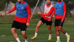 Antalyaspor'da kale kapanmıyor