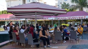 HEP'te yeni öğrenciler için etkinlik