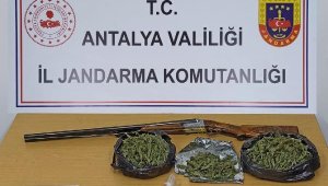 Jandarma yol denetiminde uyuşturucu ve tüfek ele geçirdi