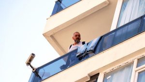 Alıkoyduğu çocuğunu, 2,5 saatte teslim etti