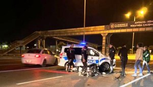 Annesine pasta almaya giderken motosikletle ekip otosuna çarpıp öldü