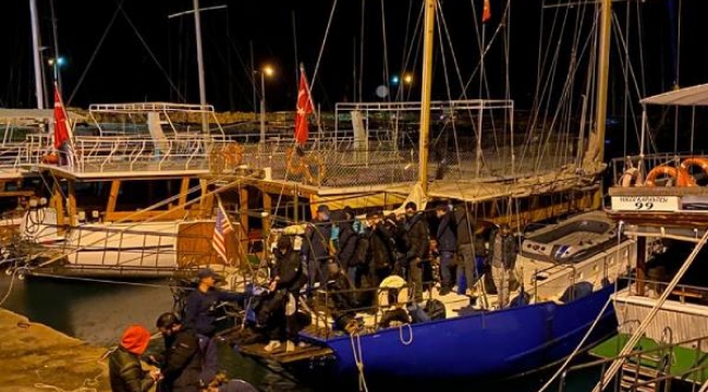 Antalya'da göçmen kaçakçısı 9 kişi, tutuklandı