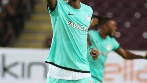 Antalyaspor 24 yıl sonra Dünya Kupası'na oyuncu gönderiyor