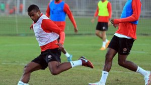 Antalyaspor, Dünya Kupası arasına galibiyetle gitmeyi hedefliyor
