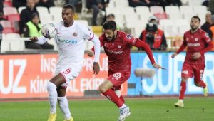 Antalyaspor'da Şahin'in vazgeçilmzi Wright