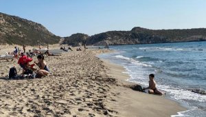 Antik plajda deniz keyfi