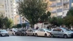 Ata'ya saygı için durunca 6 araç çarpıştı