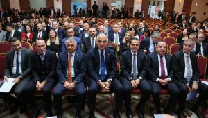 Bakan Ersoy: Turizm gelirlerinde 2019'a oranla yüzde 14 artış göstermeyi başardık
