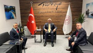 Başkan Böcek, WTM Londra Turizm Fuarında Antalya'yı tanıtıyor
