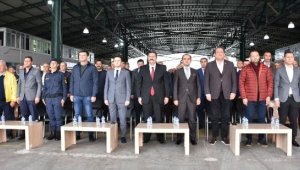 Demre Toptancı Hali'nde sezon açıldı