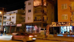 Döşemealtı'nda korkutan ev yangını
