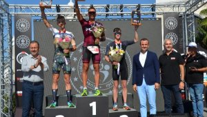 Ironman Türkiye'de erkeklerde Soloduha, kadınlarda Matthews şampiyon oldu