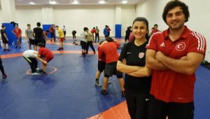Kepez'in güreşçileri gelecek vaat ediyor