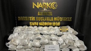 Antalya Polisi'nden uyuşturucu satıcılarına operasyon