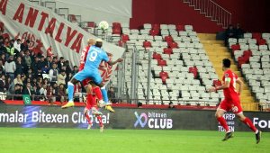 Antalyaspor, hazırlık maçında Napoli'ye 3-2 kaybetti