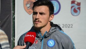 Eljif Elmas: Hem Napoli, hem de Fenerbahçe'nin şampiyonluğu müthiş olur