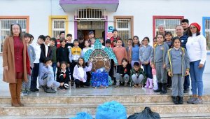 Engelliler için 374 kilo kapak topladılar