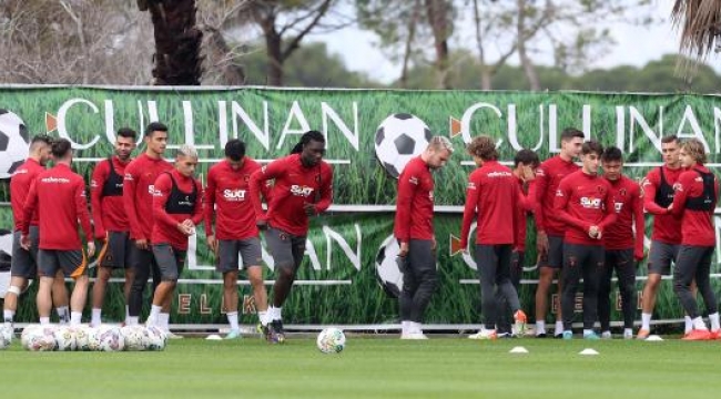 Galatasaray'da kamp çalışmaları sürüyor