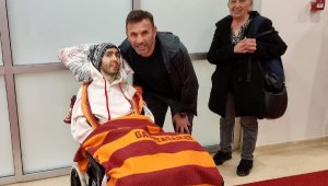 Galatasaraylı fanatik engelli genç, en büyük hayalini gerçekleştirdi