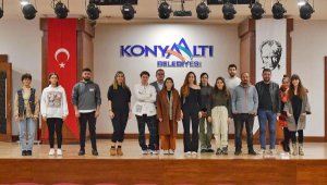 Konyaaltı Tiyatro Akademisi'nde ilk ders