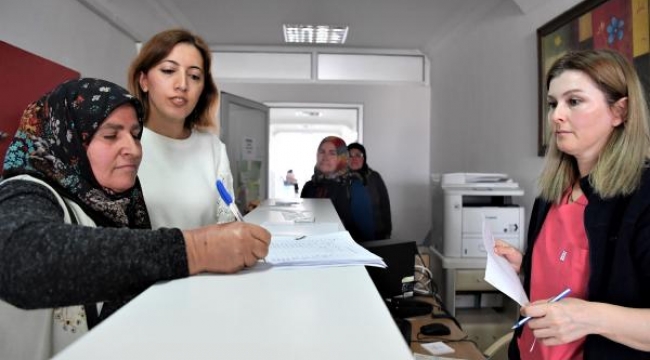 Konyaaltı'da kadınlara kanser taraması