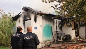 Madde bağımlılarının kaldığı evde yangın