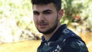 Motosikletiyle direğe çarpan Kemal kurtarılamadı