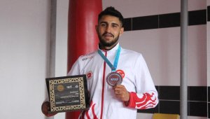 Seyit Battal Ay olimpiyatta kick boks branşında altın madalya hedefliyor
