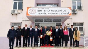 Vali Yazıcı'dan AHENK için 58'inci okul ziyareti