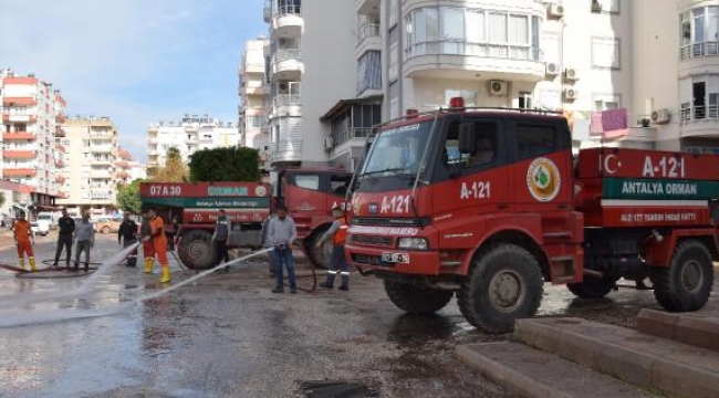 Yazın yangın, kışın sel felaketiyle mücadele ediyorlar