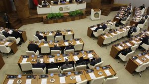 Yılın son meclisinde 'geçmiş olsun' temennisi