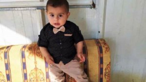 Bardaktaki asidi içen Muhammet bebek kurtarılamadı