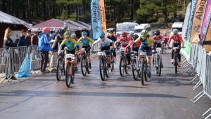 Dağ bisikletinde pedallar Alanya'da çevrildi