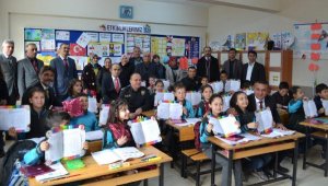 Korkuteli'de 9 bin 462 öğrenci karne aldı