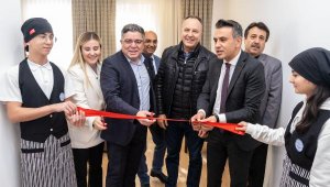 Meslek lisesine kat hizmetleri atölyesi