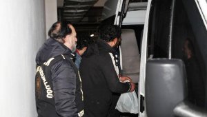 Polisten 'aranan' operasyonu; 65 gözaltı