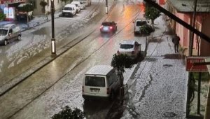 Serik'te dolu etkili oldu