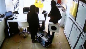 Villaya telefonla verdiği 50 bin TL'lik siparişin parasını ödemedi