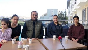 3 çocuğuyla depreme yakalanan Demet: Ortalık mahşer yeri gibiydi