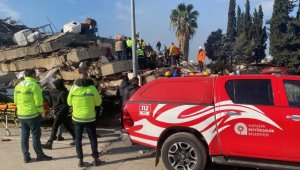 Antalya Büyükşehir İtfaiyesi 53 kişiyi enkazdan çıkardı