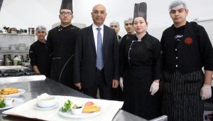 Antalya'da 42 bin öğrenciye ücretsiz yemek projesinde hazırlıklar tamamlandı