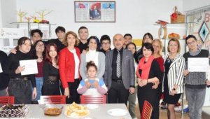 Gençler mesleki eğitim aldı