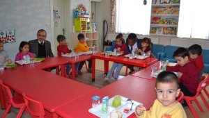 Korkuteli'de öğrenciler dersbaşı yaptı