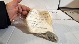 Kumbarasındaki paraları depremzedeler için bağışladı