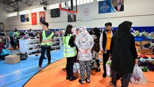 Yardımlar koordinasyon merkezine teslim edildi