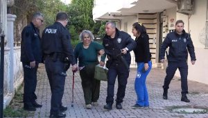 Bıçakla saldırdığı yakınlarından 3'ü yaralanan, 1'i ölen şüpheli tutuklandı