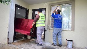 Kemer'de kaçak yapı yıkıldı