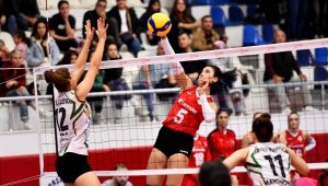 Muratpaşa'nın Sultanları, play-off'u garantiledi