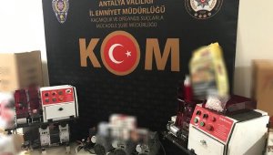 Antalya'da kaçak tütün operasyonu